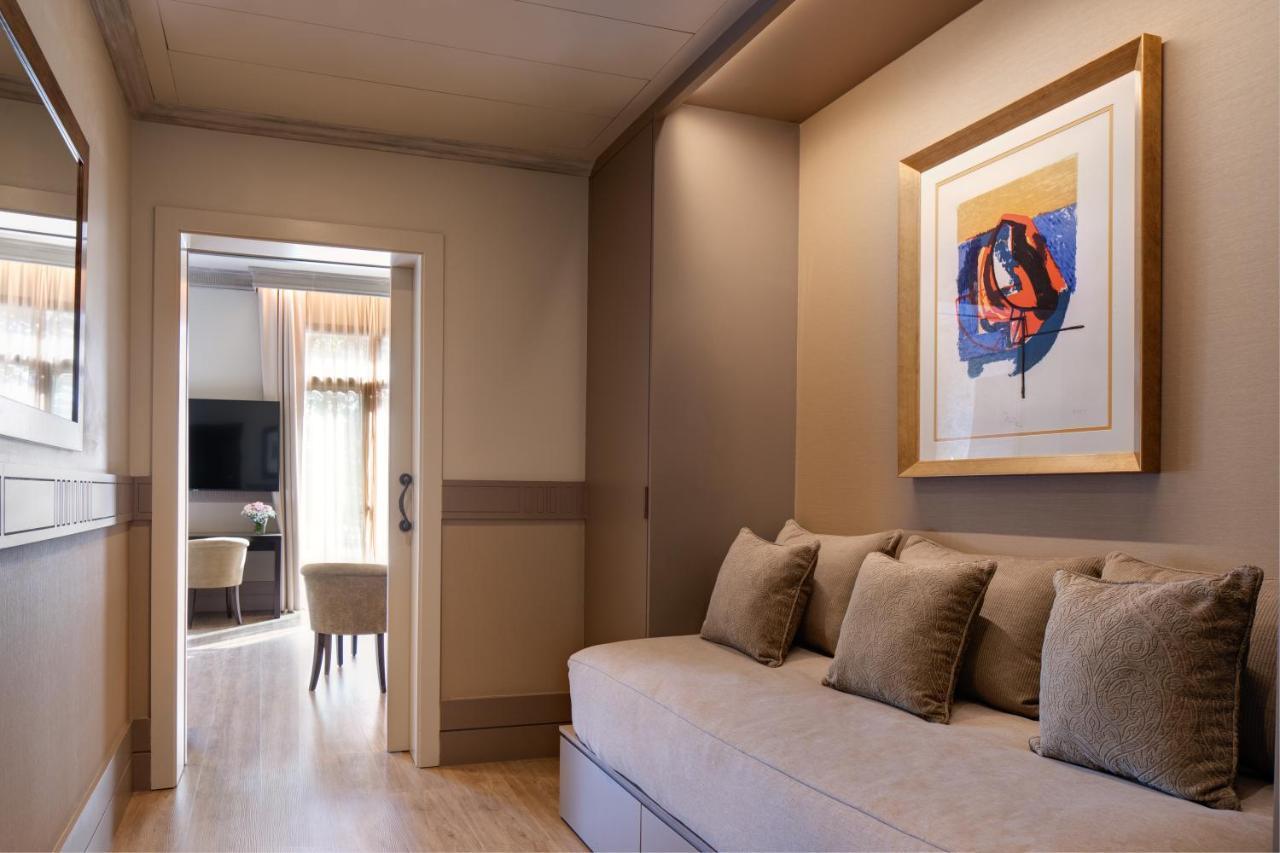 Duquesa De Cardona 4* Sup Hotel